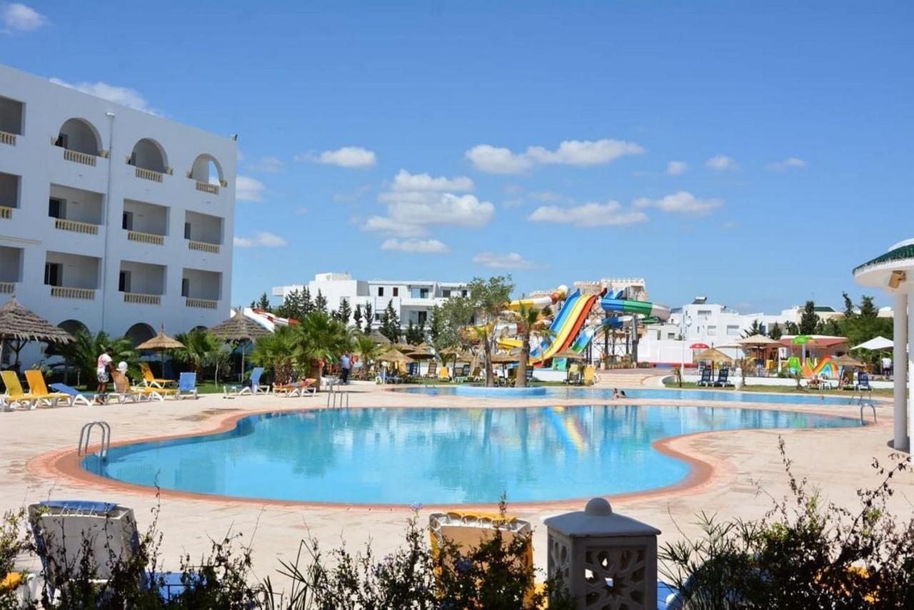Zodiac & Aqua Park Hotel 4*