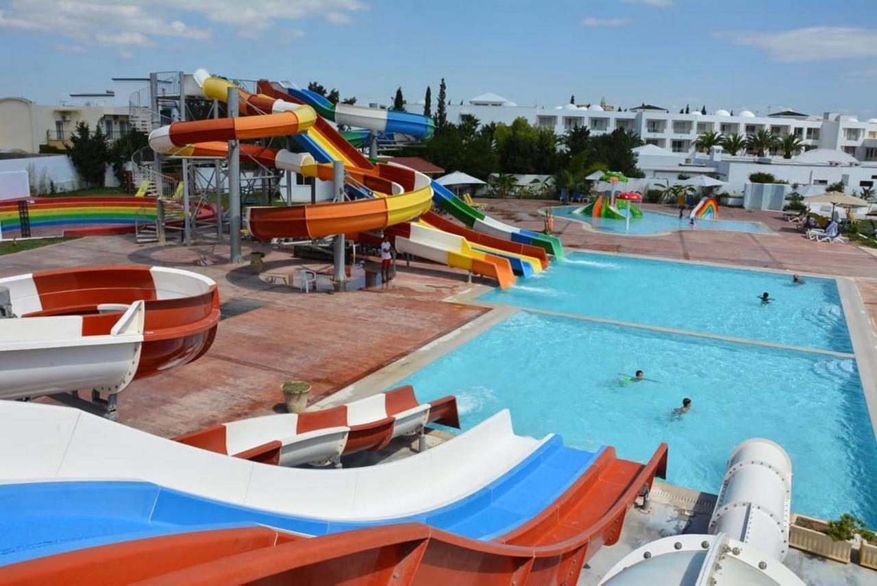 Zodiac & Aqua Park 4*