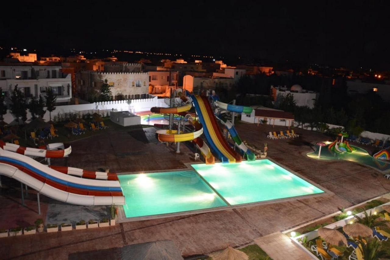 Hotel Zodiac & Aqua Park 4*