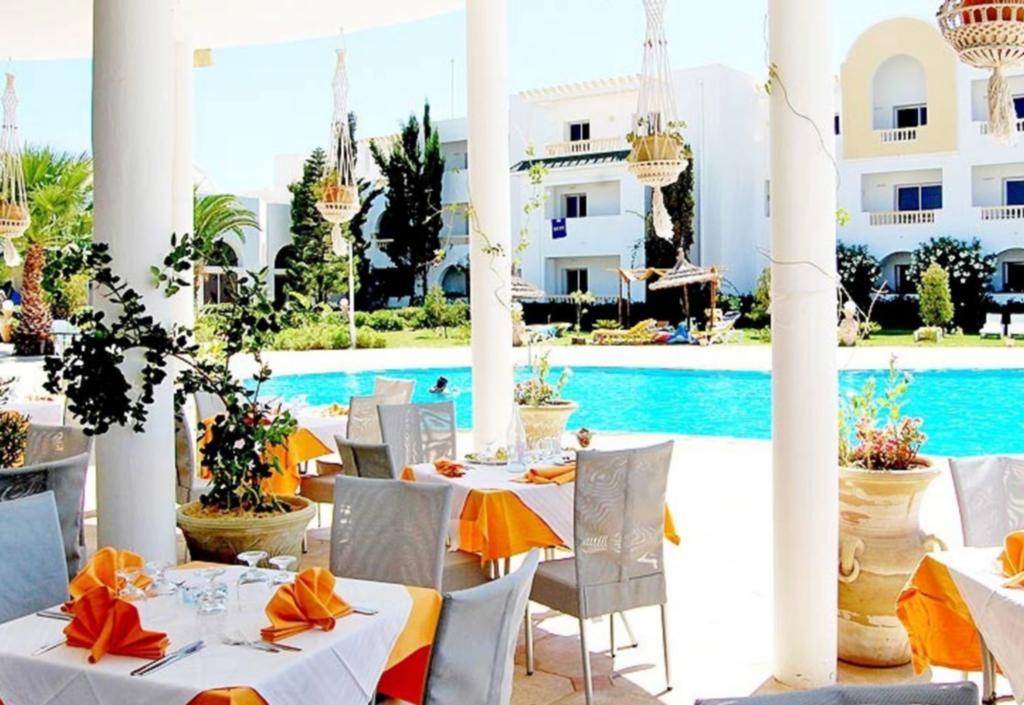 Zodiac & Aqua Park 4* Hammamet